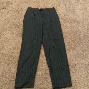 Woman’s Old Navy pants